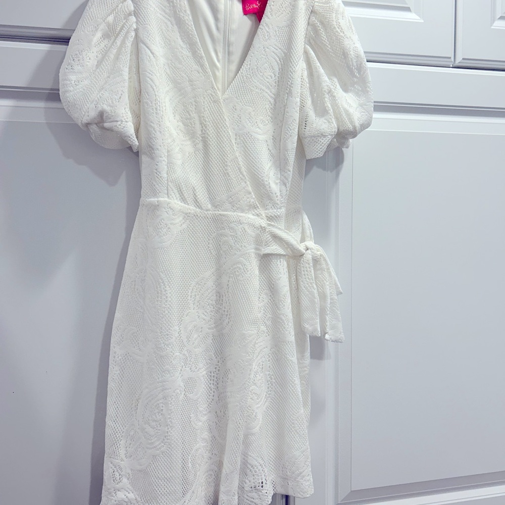 Lilly Pulitzer white lace romper SZ  00